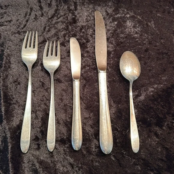 Reed and Barton Autumn Leave place setting
